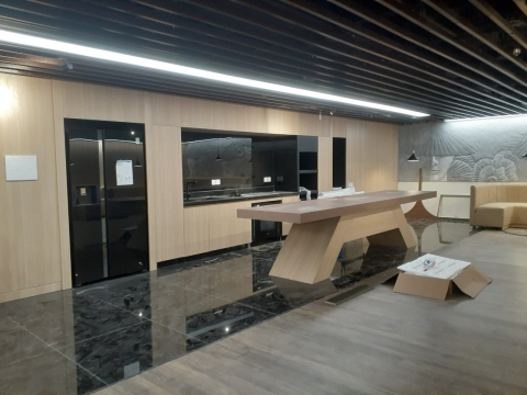Dự án cung cấp và thi công tủ gỗ liền tường – Khai Sáng Office, Quận 7